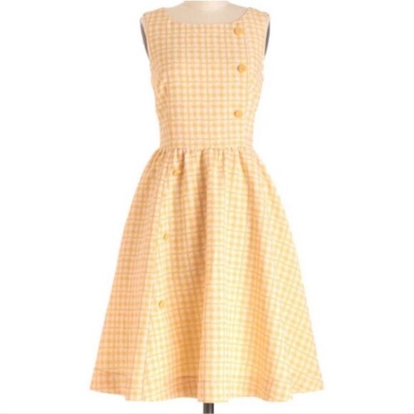 ModCloth Myrtlewood Yellow Gingham Dress, Medium - Picture 1 of 7